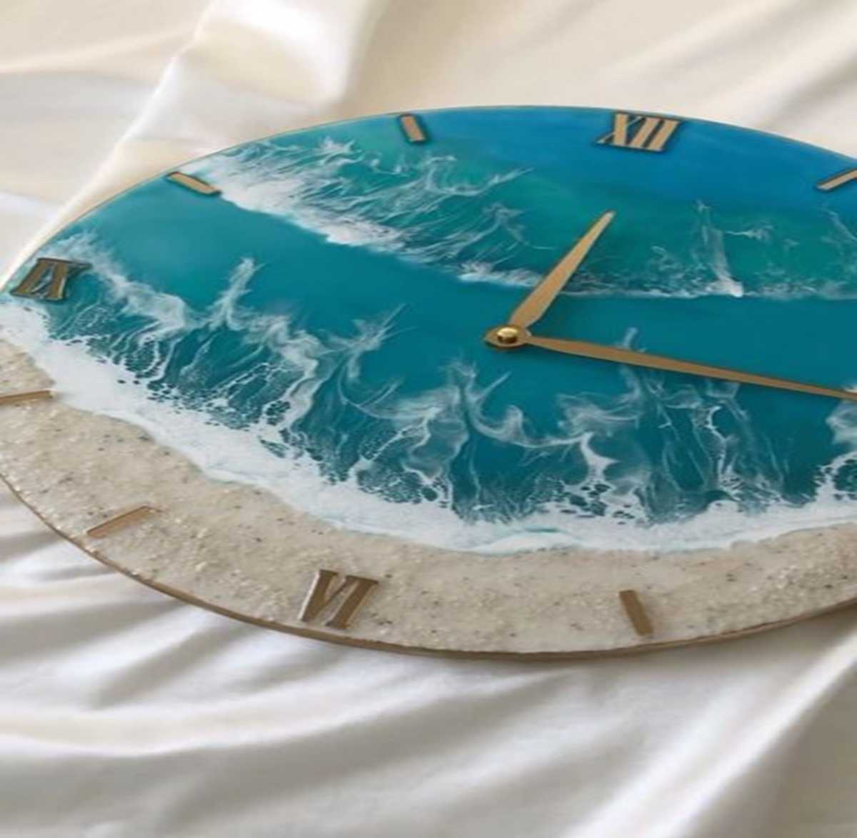 Ocean Wave Resin Wall Clock