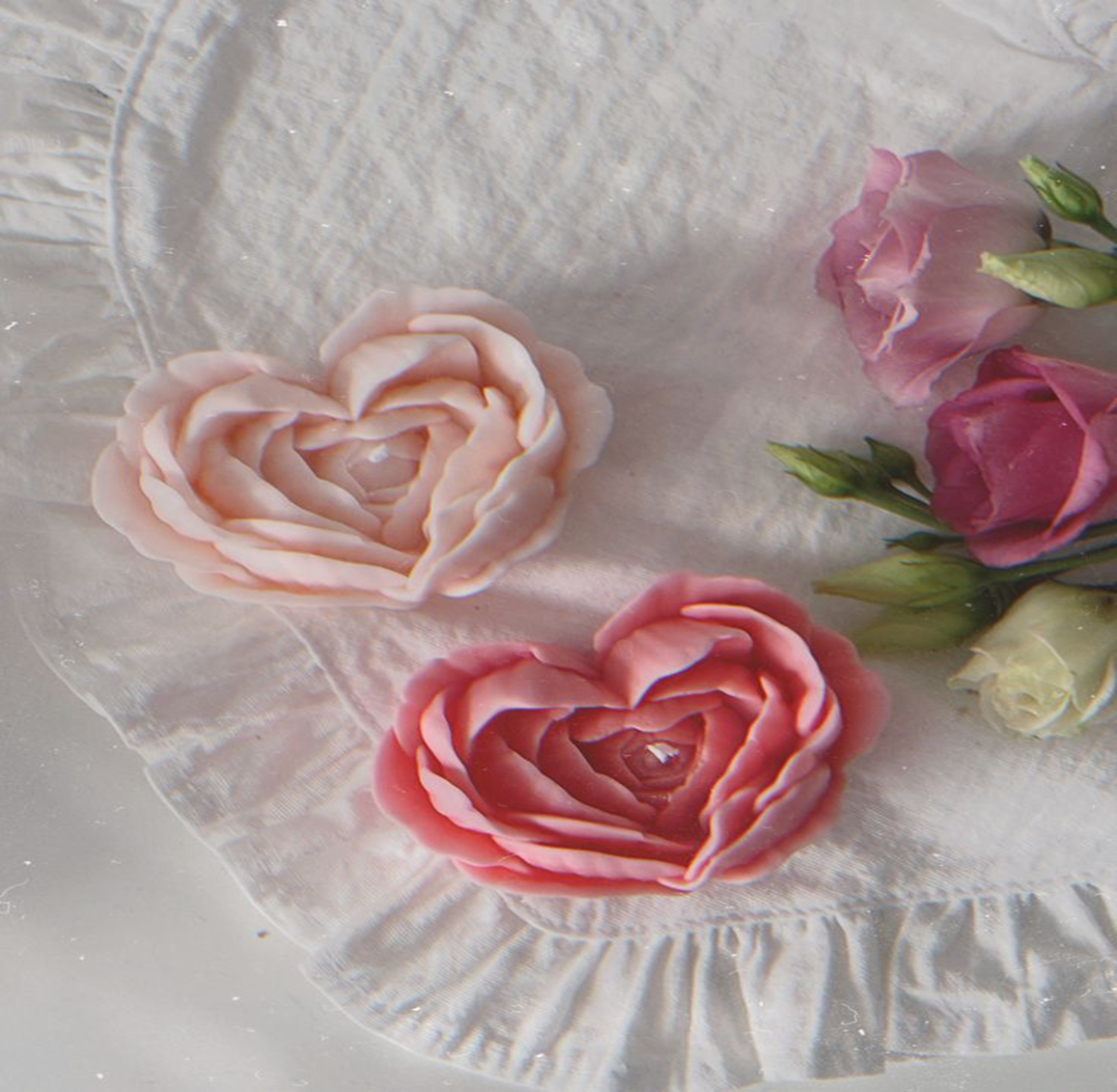 Love Bloom Candle