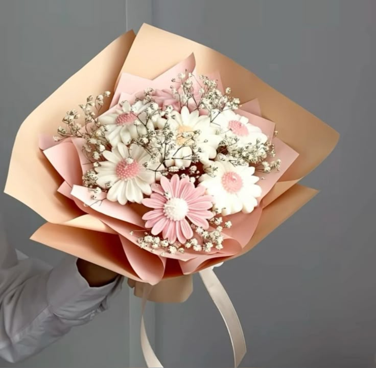 Blush Bloom Candle Bouquet
