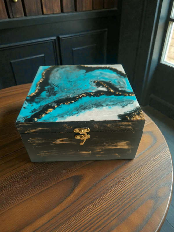 Resin Wooden jewellery-box