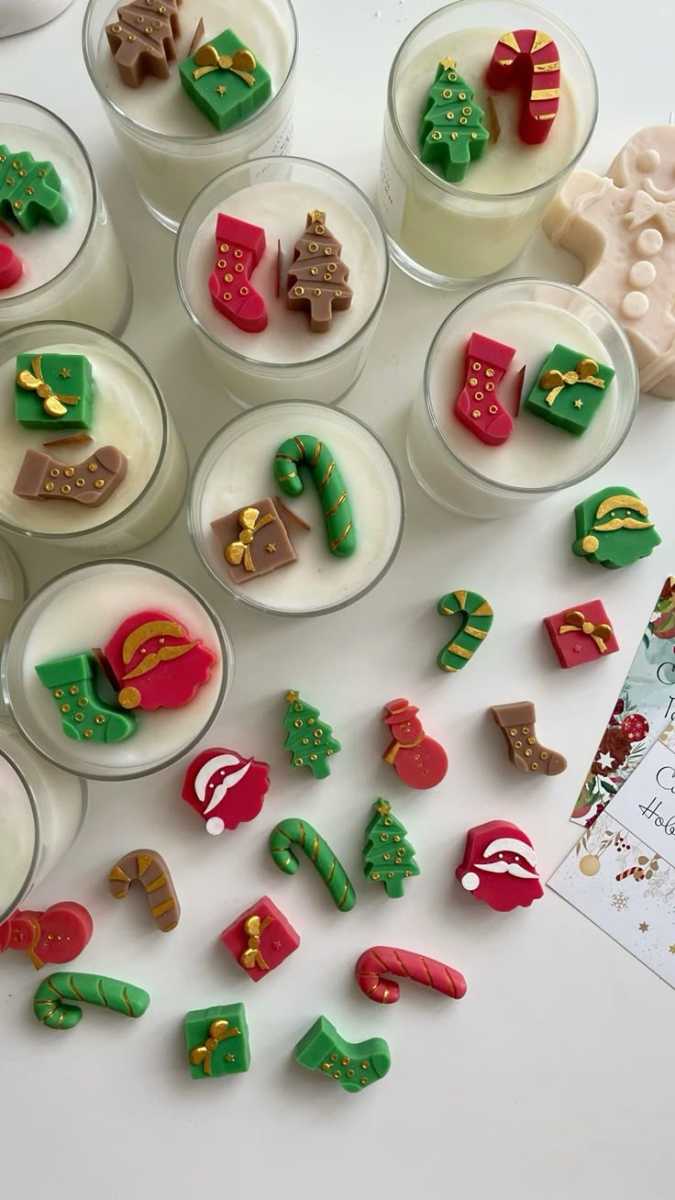 Charm Christmas Candle